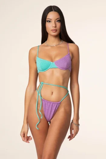 CC 2853120COSTUM20DE20PLAJA200932LC20 20FK20MULTI G1.webp