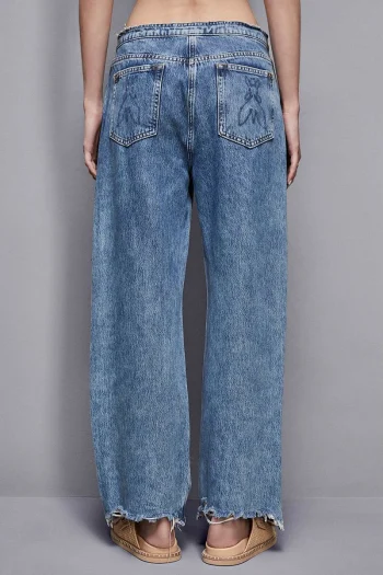 CC 2888120JEANS20CU20TALIE20JOASA20SI20DECUPAJ20LA20GLEZNA20 20PATRIZIA20PEPE20ALBASTRU G3.webp